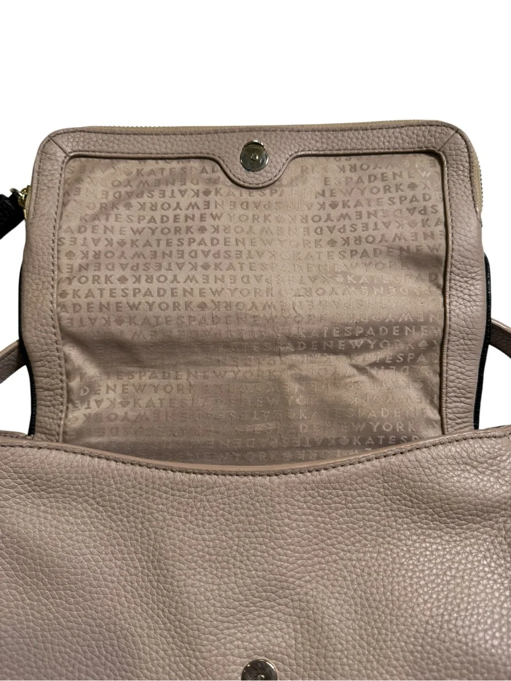 Kate Spade New York Pebbled Leather Crossbody Bag Taupe Tassel Flap Top‎ Handle